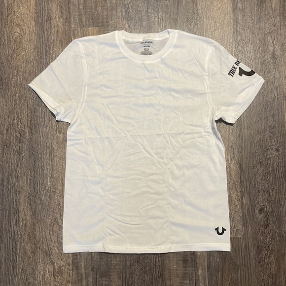 True Religion T-shirt - Picture 7 of 10
